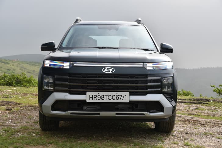 Hyundai Alcazar Front View