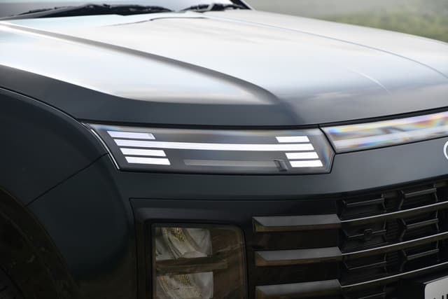 Headlight Image - 5918