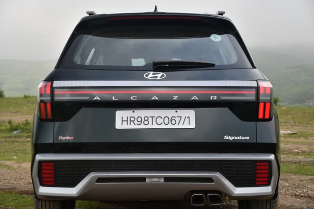 Rear View Image - 5922