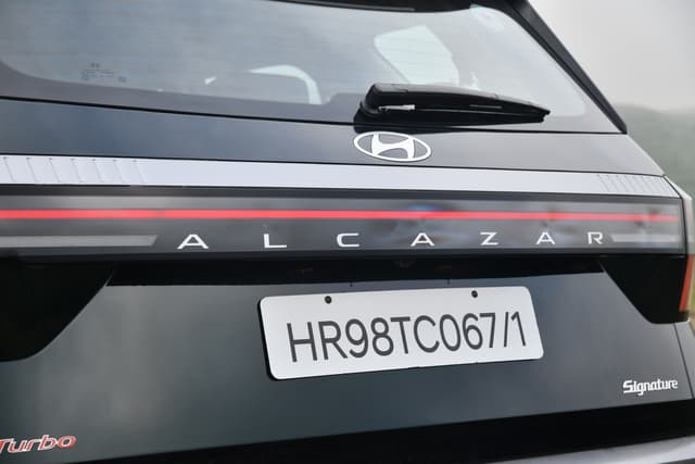 Rear View Image - 5924