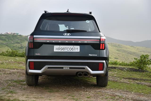 Rear View Image - 5926