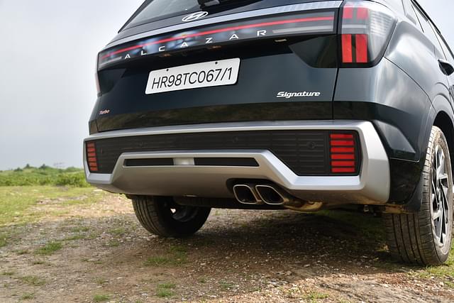 Rear View Image - 5930