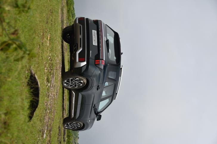 Hyundai Alcazar Rear View