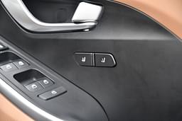 Hyundai Alcazar Door Controls