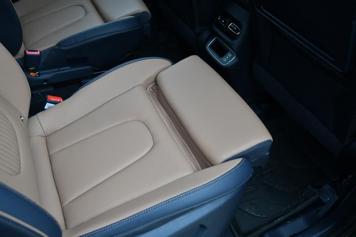 Hyundai Alcazar Front Row Seats