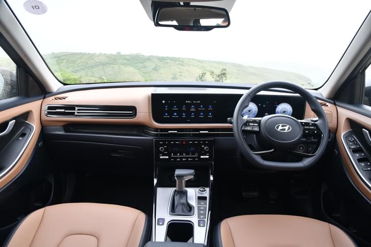 Hyundai Alcazar Dashboard