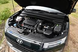 Hyundai Alcazar Color Black