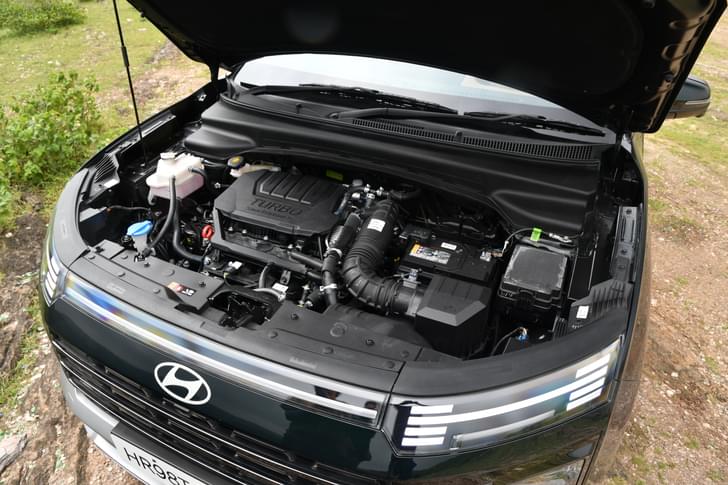 Hyundai Alcazar Color Black