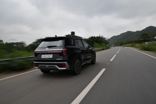 Rear View Image - 5996