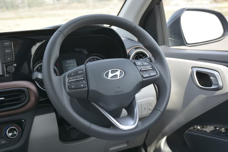 Hyundai Aura Steering Wheel