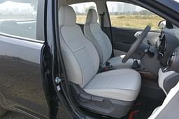 Hyundai Aura Front Row Seats