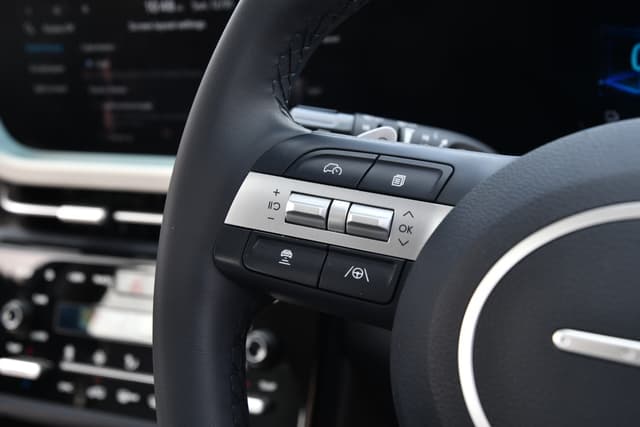 Steering Wheel Image - 746