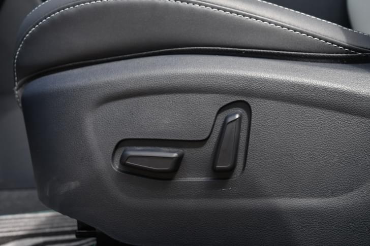 Hyundai Creta Electric Door Controls