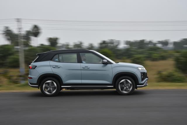Hyundai Creta Electric Color Blue