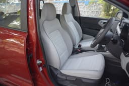 Hyundai Grand I10 Nios Front Row Seats