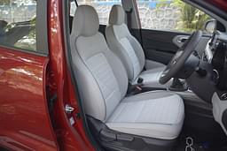 Hyundai Grand I10 Nios Front Row Seats