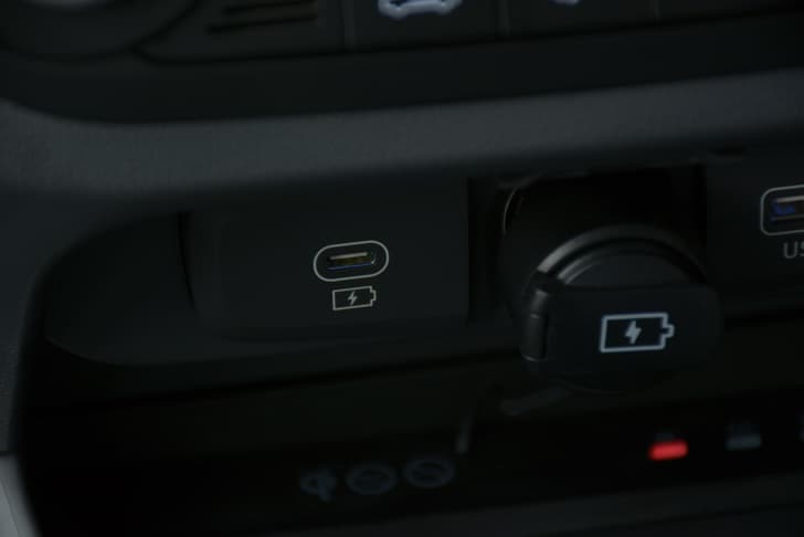 Hyundai Grand I10 Nios Charging Ports