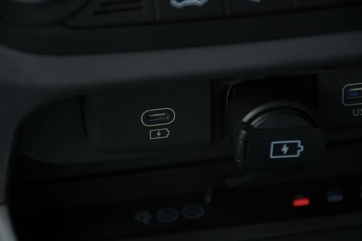Hyundai Grand I10 Nios Charging Ports