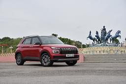 Hyundai Venue Front Right Three Quarter