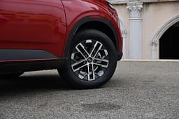 Hyundai Venue Alloy Wheels True