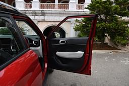 Hyundai Venue Color Red