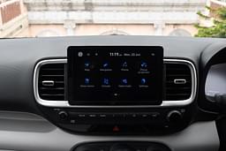 Hyundai Venue Dashboard