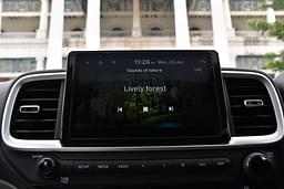 Hyundai Venue Dashboard