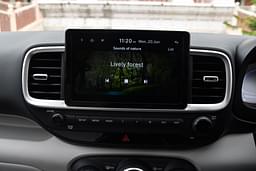 Hyundai Venue Dashboard