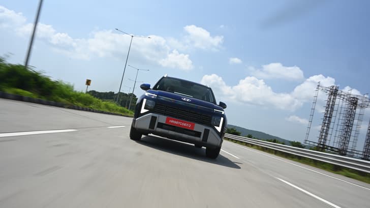 Hyundai Venue Front Right Three Quarter
