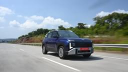 Hyundai Venue Front Left Three Quarter