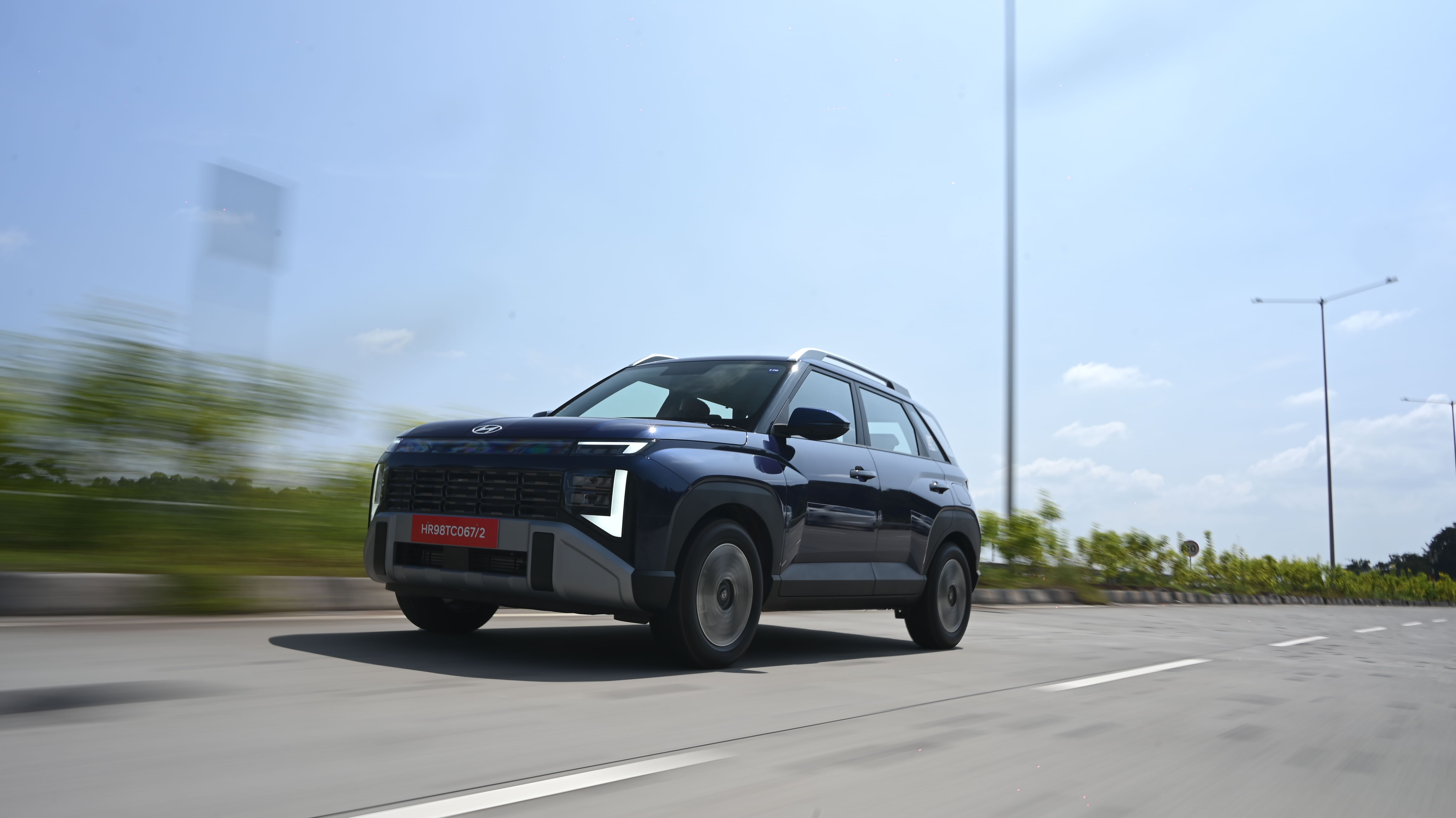 Hyundai Venue HX10 1 0 Turbo Petrol DCT On Road Price Features Specs