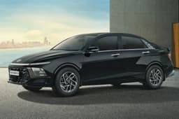 Hyundai Verna Front Right Three Quarter