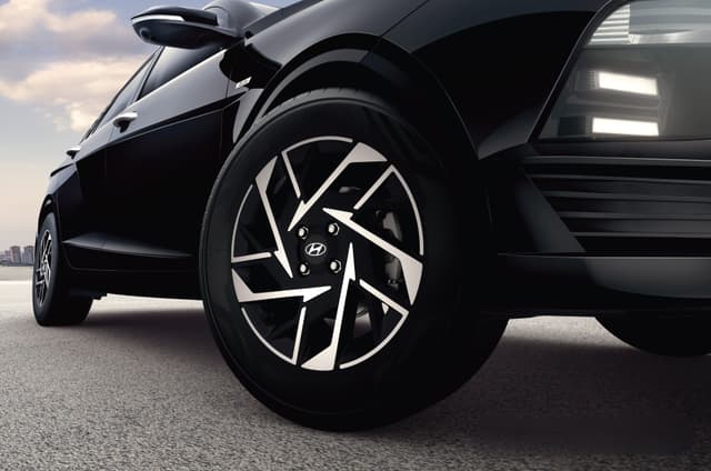 Alloy Wheels Image - 33407