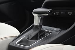 Hyundai Verna Gear Box