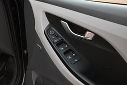 Hyundai Creta Door Controls