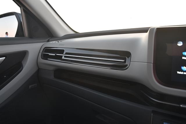Infotainment System Image - 14446