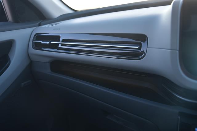 Ac Vents Front Image - 14636