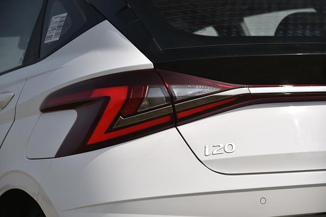 Rear View Image - 9318