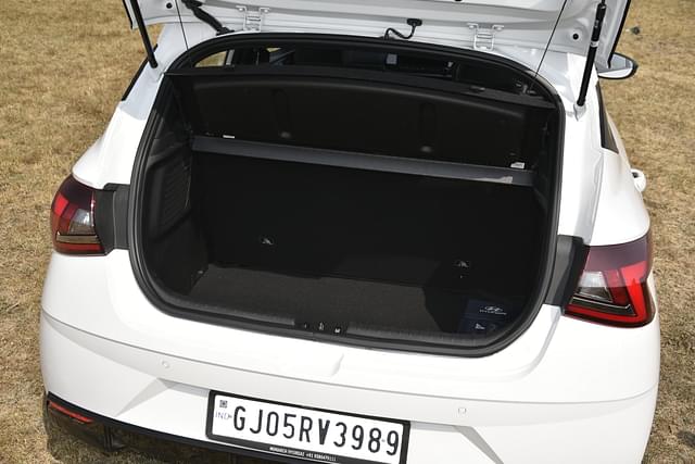 Rear View Image - 9345