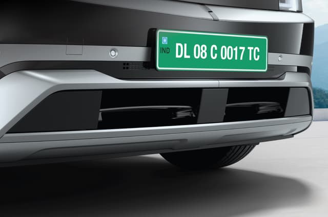 Rear Bumper Image - 35030