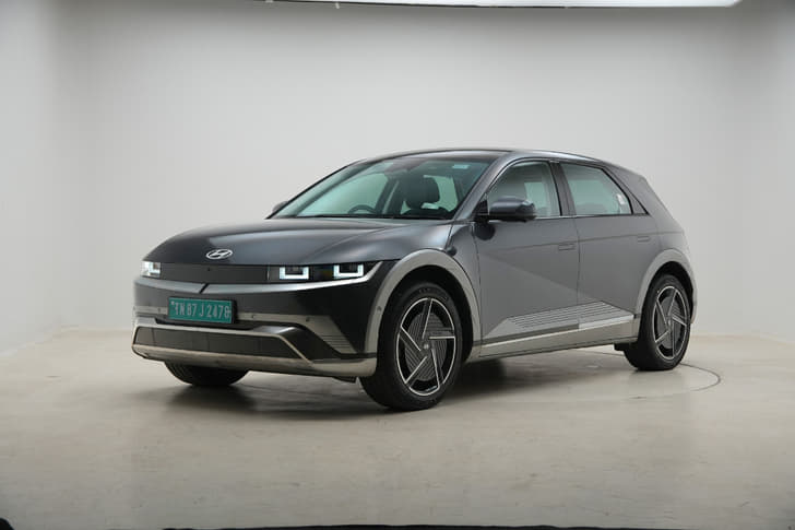 Hyundai Ioniq 5 Hyundai Ioniq 5