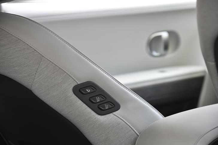 Hyundai Ioniq 5 Front Row Seats