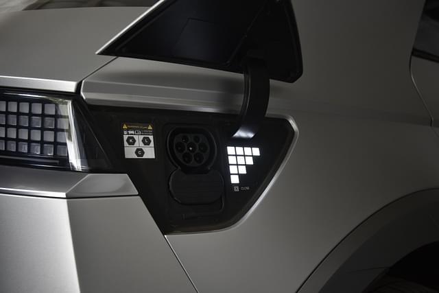 Charging Ports Image - 12867