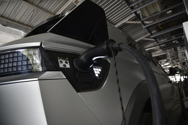Headlight Image - 12888