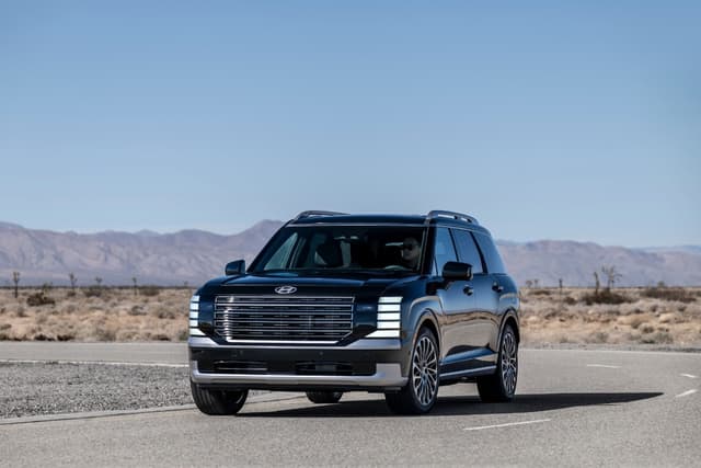 Hyundai Palisade Front Right Three Quarter