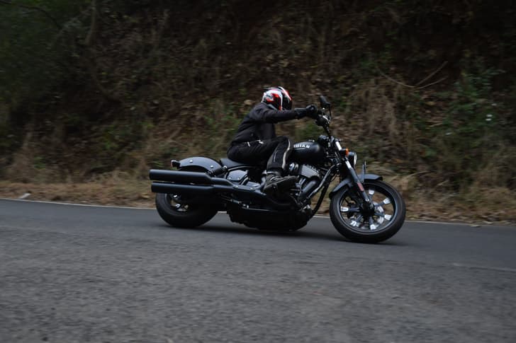 Indian Chief Dark Horse Front Right Three Quarter