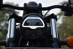 Indian Chief Dark Horse Front View