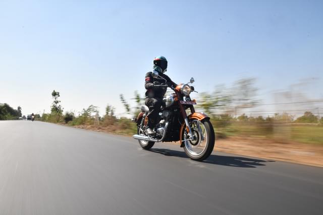 Front Right Three Quarter Image - 24768