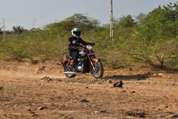 Jawa 350 Front Right Three Quarter