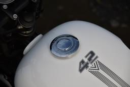 Jawa 42 Bobber Closed Fuel Lid